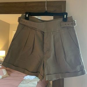Banana Republic Women’s Explorer Short